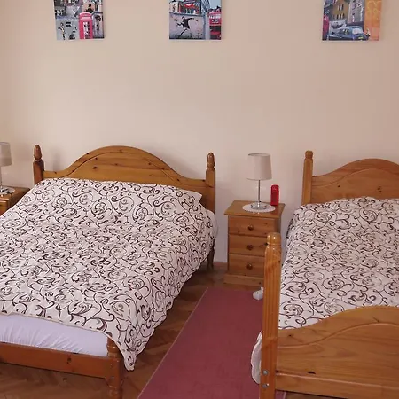 Lola & Nikola * Pirot