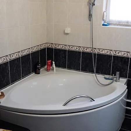 Lola & Nikola * Pirot