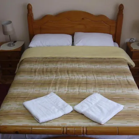 Bed & Breakfast Lola & Nikola